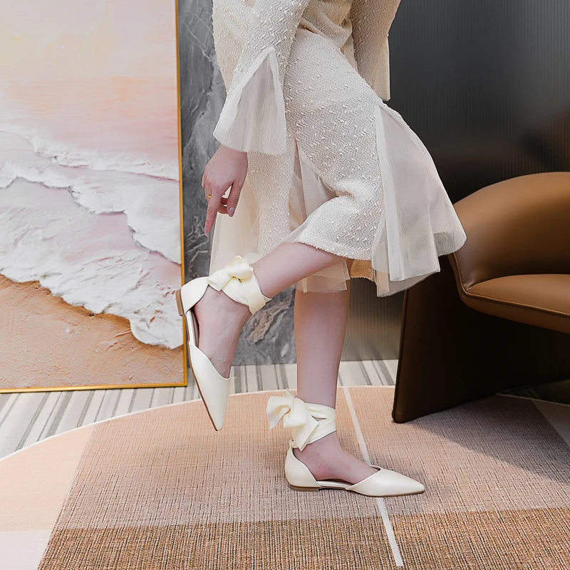 New Spring and Autumn Ankle Strap Pointed Ribbon Lace Back Leather White Hollow Banquet Flat Bottom Casual Ball Women's Shoes