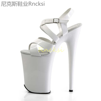 23cm Walk with a thin waterproof platform sandal model with fashionable high heels.