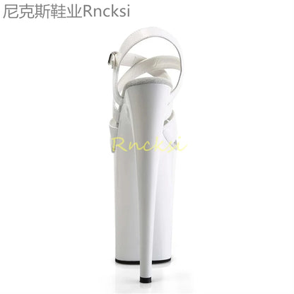 23cm Walk with a thin waterproof platform sandal model with fashionable high heels.