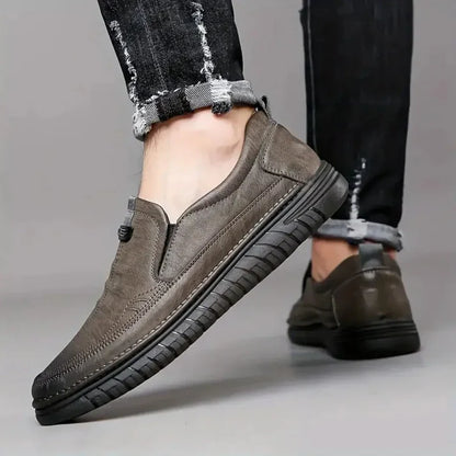 Men's formal shoes in brown leather designed as comfortable everyday leather shoes with slip-on style