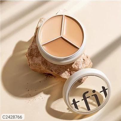 18304 Fit foundation trio palette with three complementary shades in a round compact